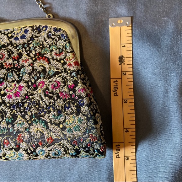 Vintage hard shell pocketbook/handbag - Picture 8 of 8